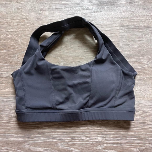 the iwa company Other - Iwa company sports bra M